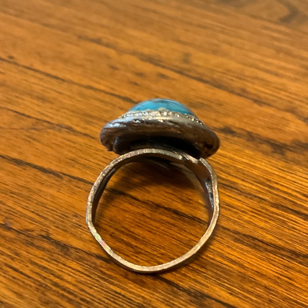 Turquoise Silver Ring - Picture 3 of 6